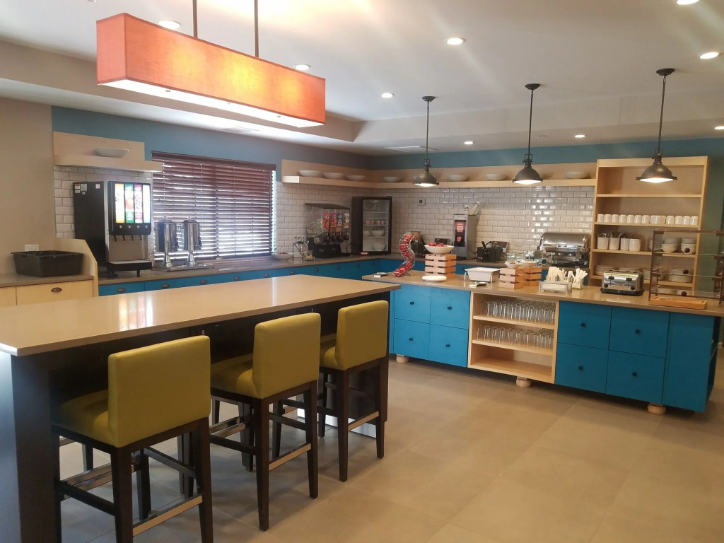 Country Inn & Suites by Radisson, Chicago-Hoffman