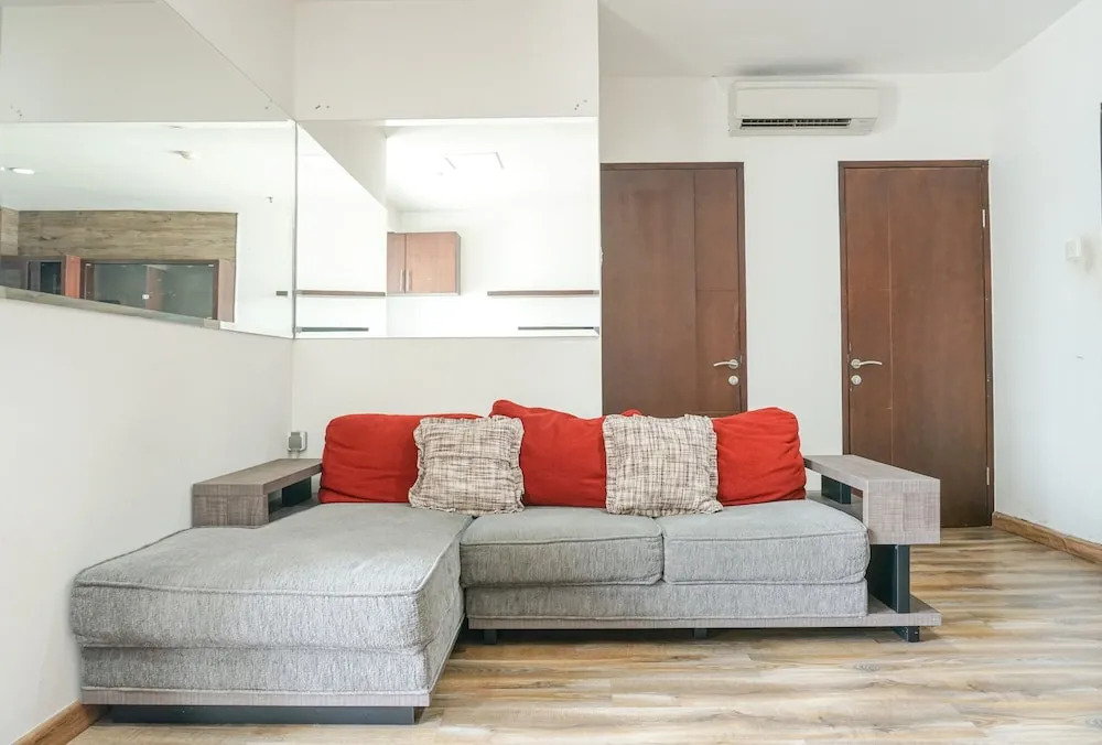 Spacious and Fully Furnished 2BR Cosmo Mansion Apartment
