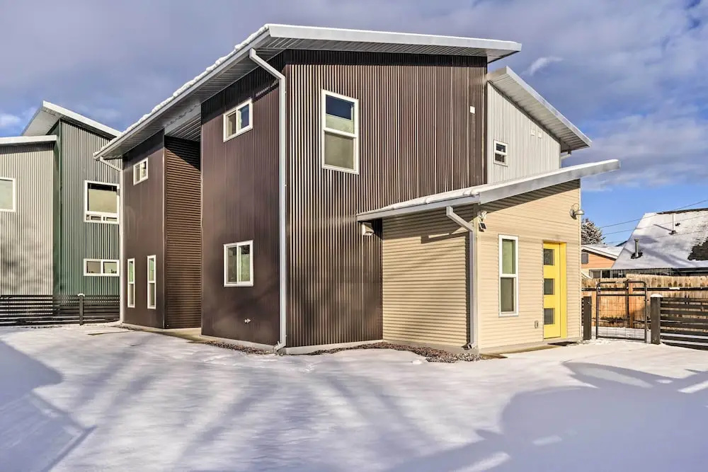 Modern Missoula Home ~ 2 Miles to Downtown!