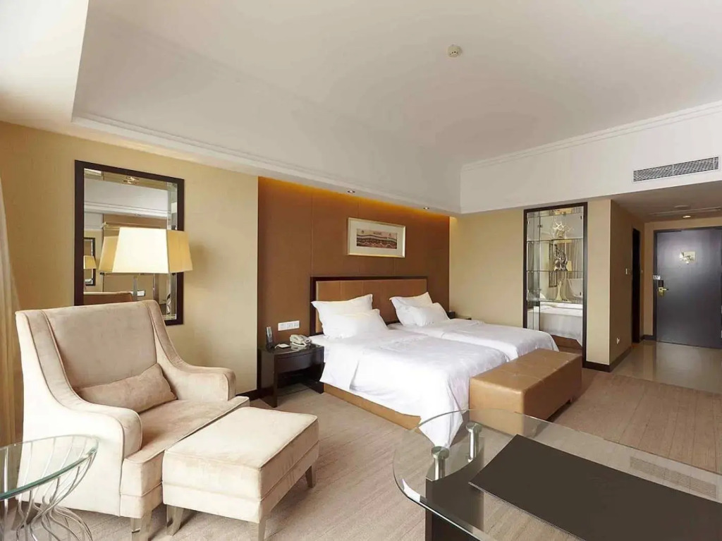 Victory International Hotel