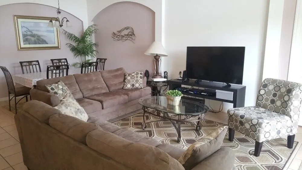 Privacy With A View At Our 4br, 3ba 4 Bedroom Villa by Redawning