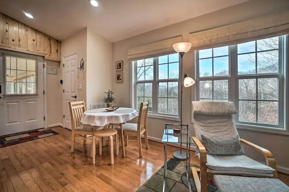 Peaceful Chattahoochee Apt w/ Mountain Views