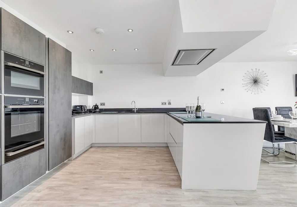 11 Waterstone House, Tenby