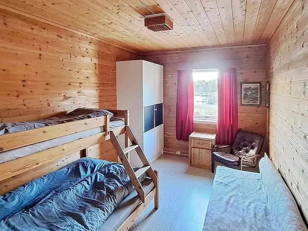 12 Person Holiday Home in Kvenvaer