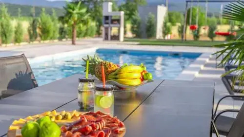 Villa Antea - privat heated pool, brand new villa, relaxing, rural near sea