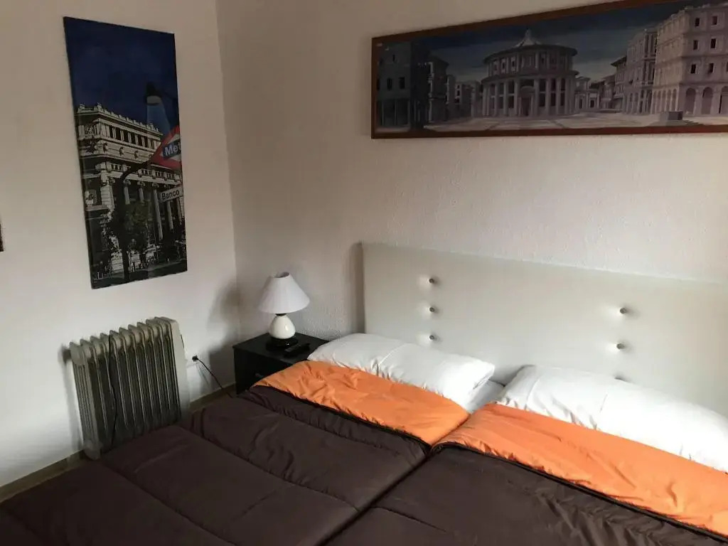 Reina Victoria Apartments & Suite