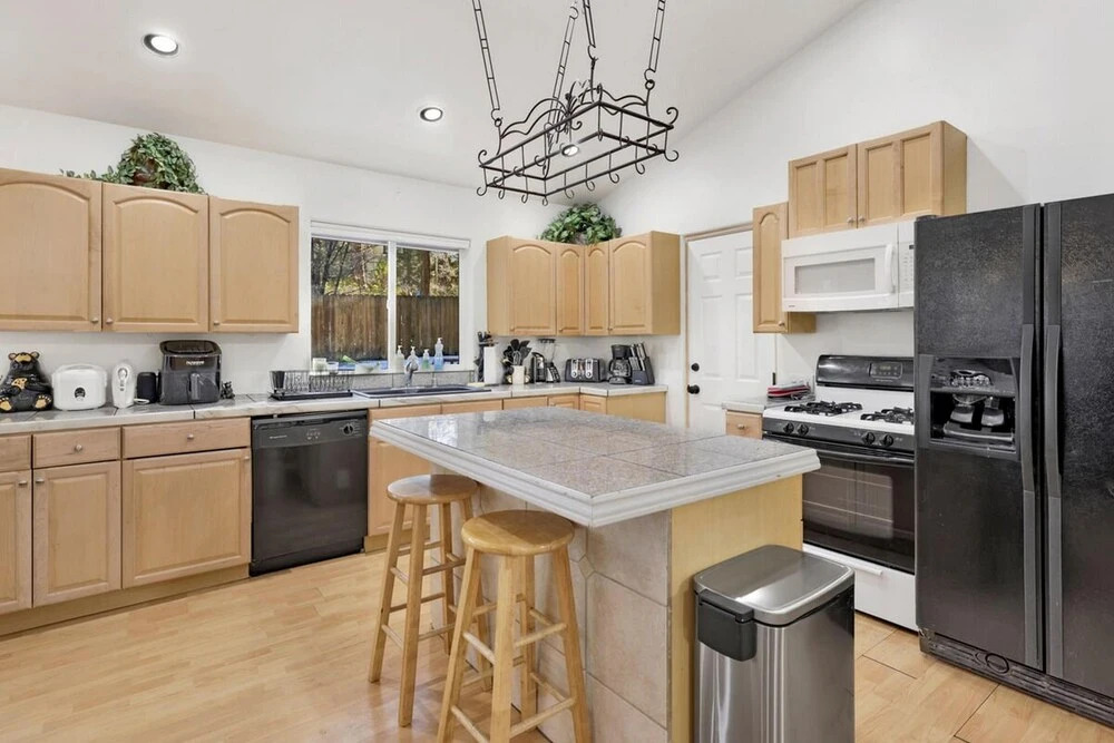 Summit Estates Escape #2107 by Big Bear Vacations