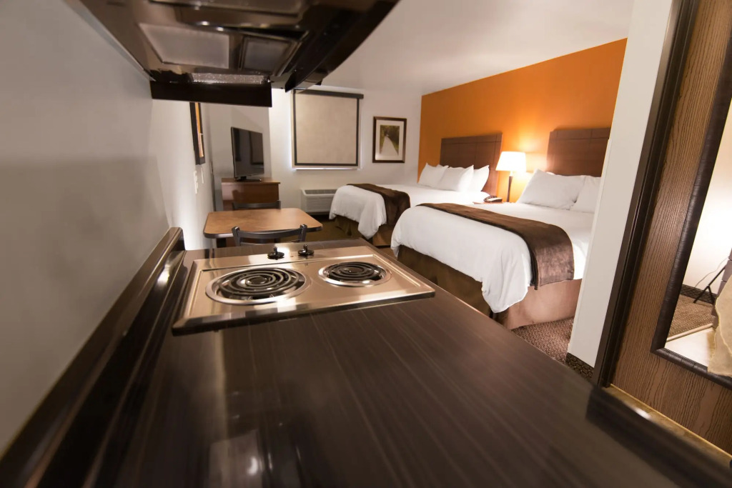 My Place Hotel Altoona IA