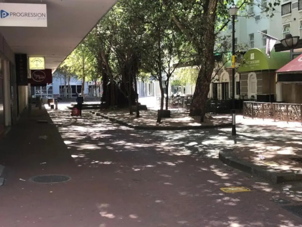 Hyde Park on the Square III