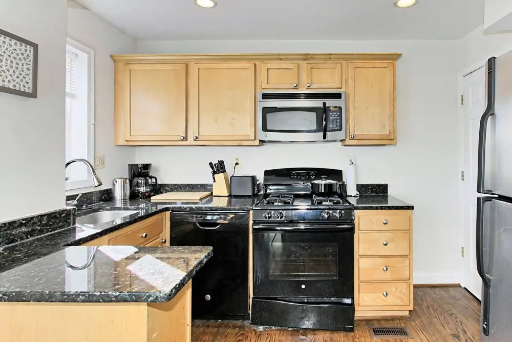Beautiful 3br/2ba Colonial House | CozySuites