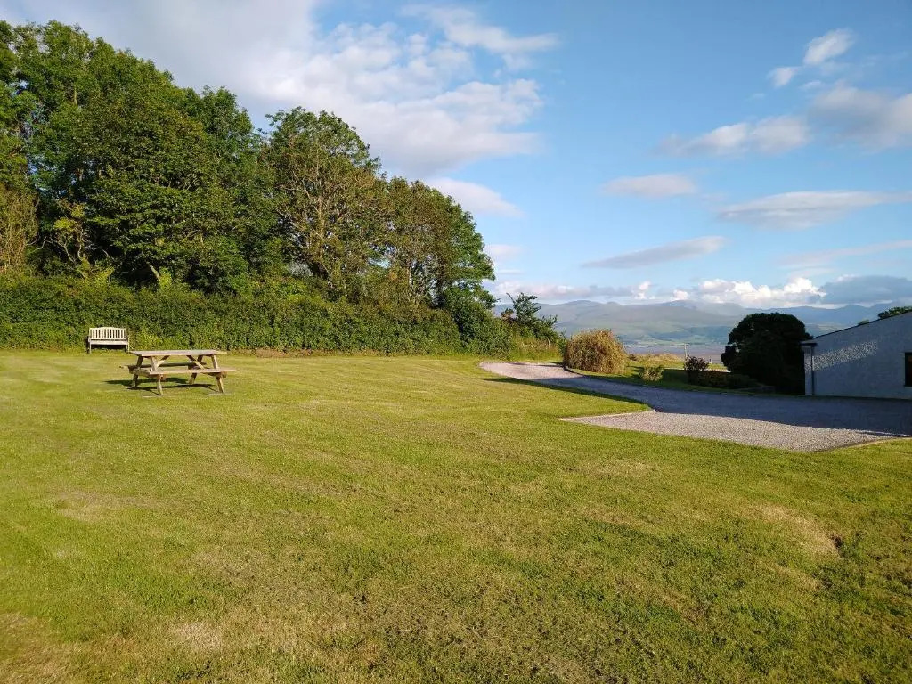 Tyddyn Crwn Country-House Apartments