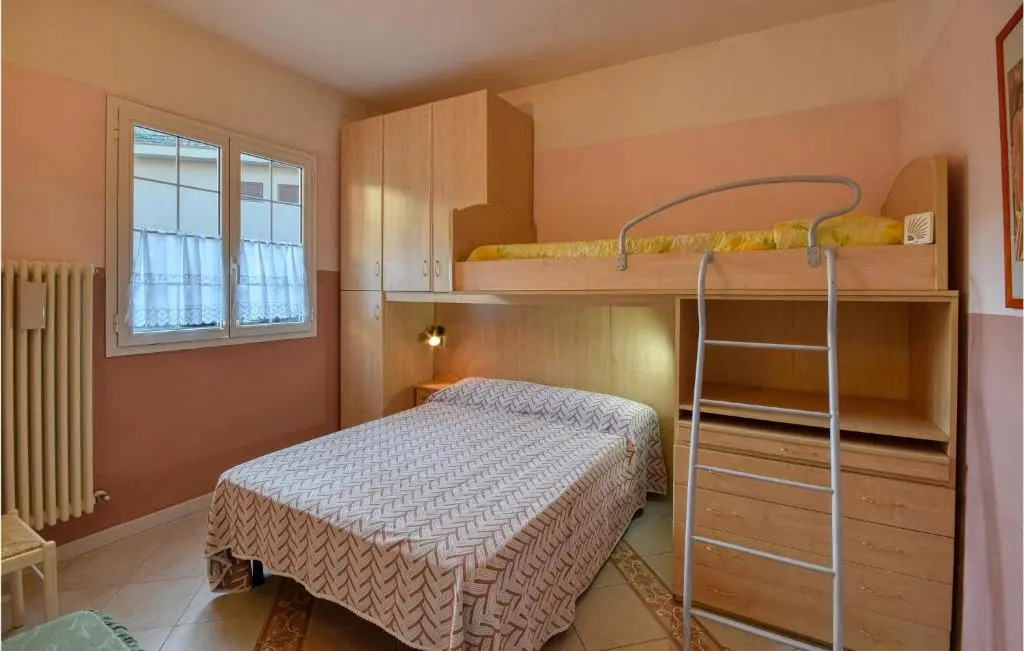 Lovely Home In Rapallo With Outdoor Swimming Pool