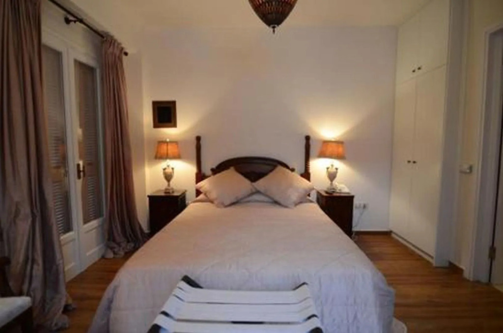 Korina Gallery Hotel