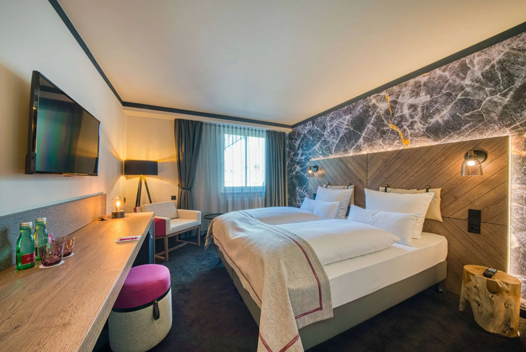 Отель Plaza Inn Salzburg Messe