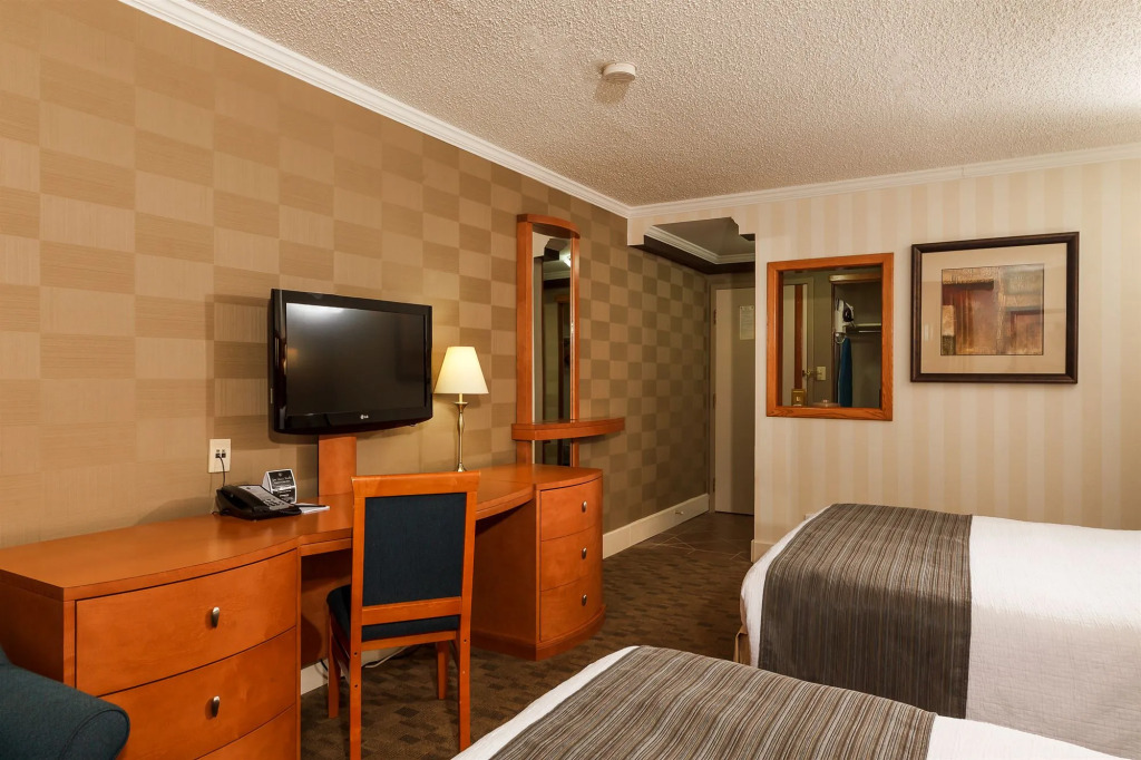The Glenmore Inn & Convention Centre