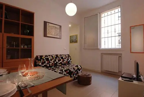Andrea Da Faenza Halldis Apartment