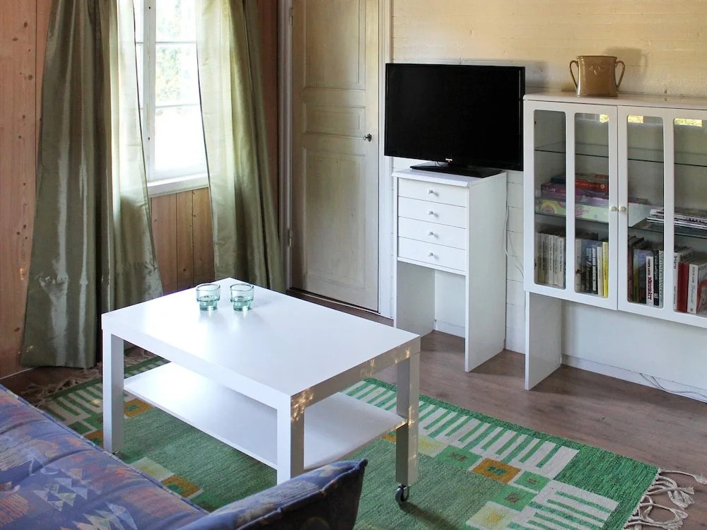 6 Person Holiday Home in Stjarnhov