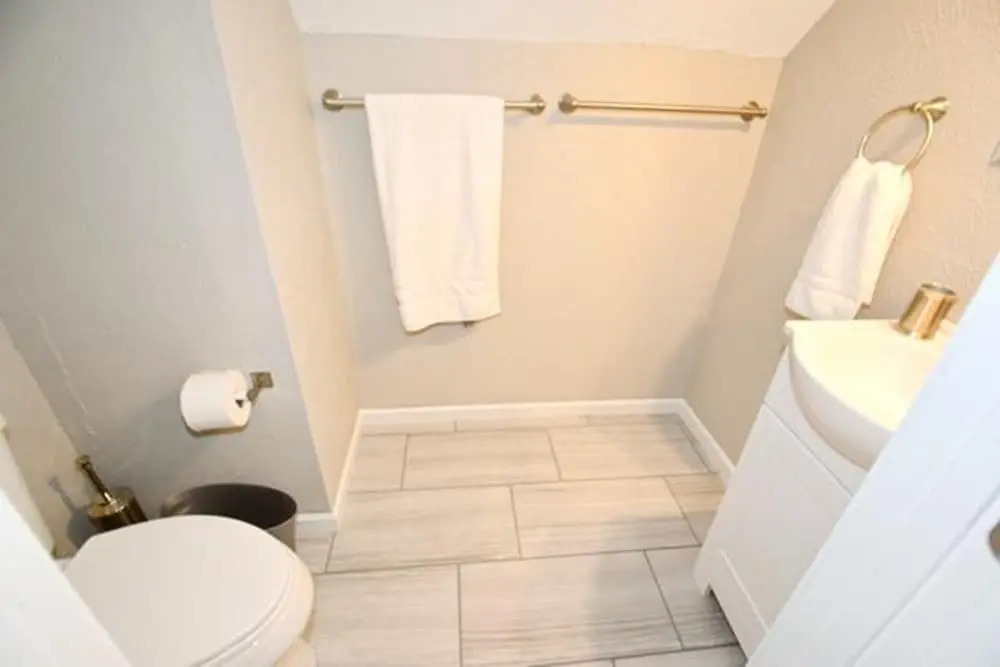 Walk to Notre Dame 3 Bedroom 1 5 Bath Home 717