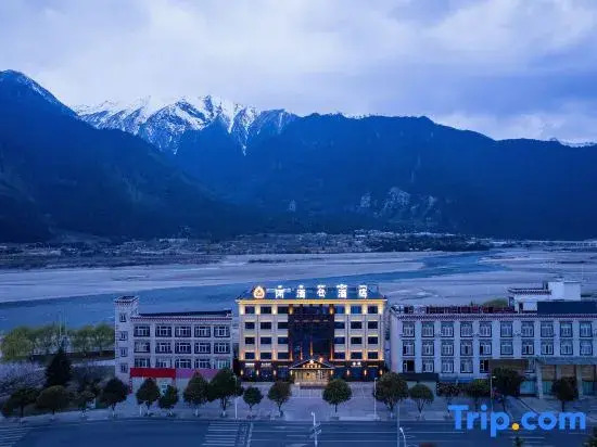 Asakang Hotel (Bayizhen People's Government Branch)
