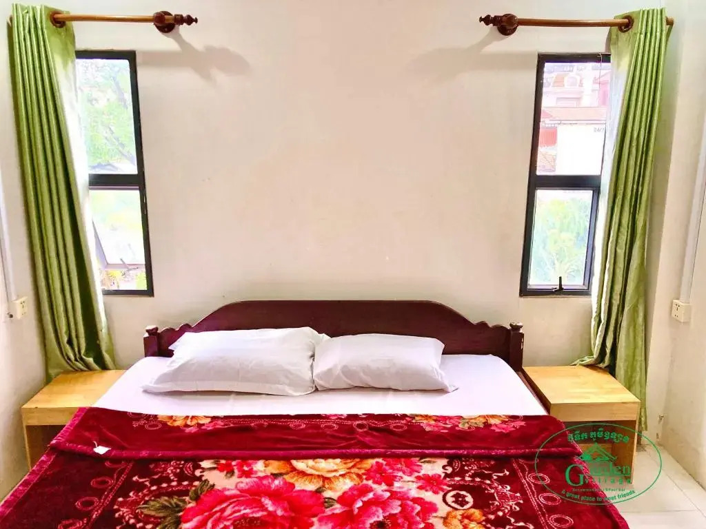 Garden Village Guesthouse & Pool Bar