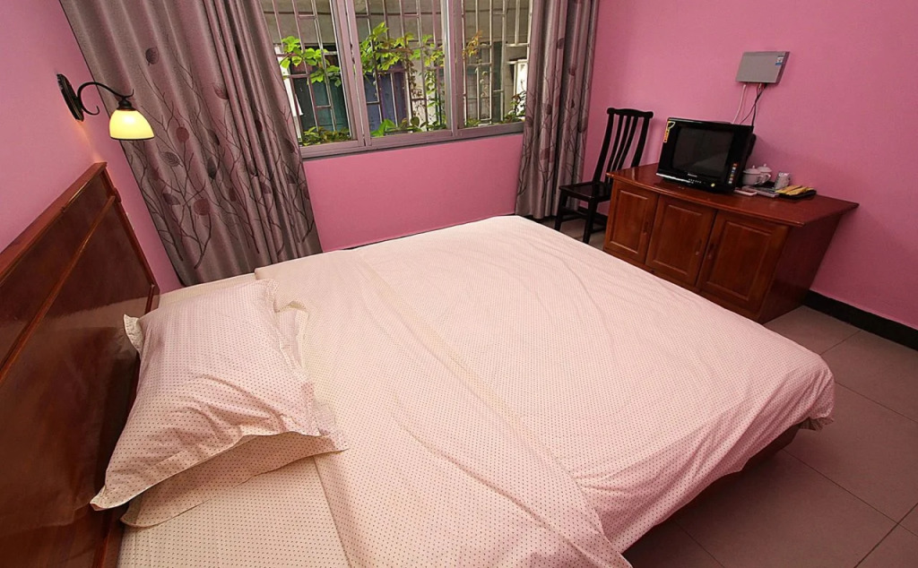 Yangshuo Travellers Land Youth Hostel