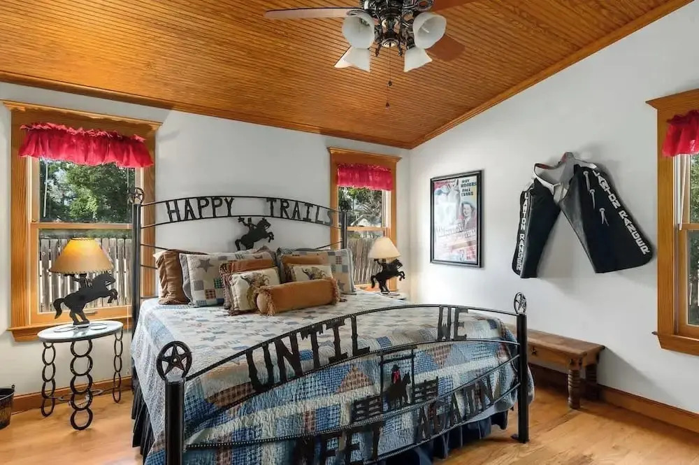 Texas Charm Texana - 15 min Walk to Main