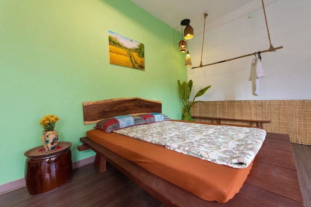 Retro Homestay