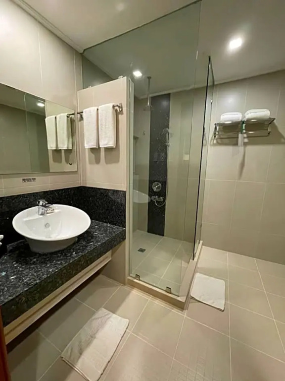 Days Hotel by Wyndham Iloilo