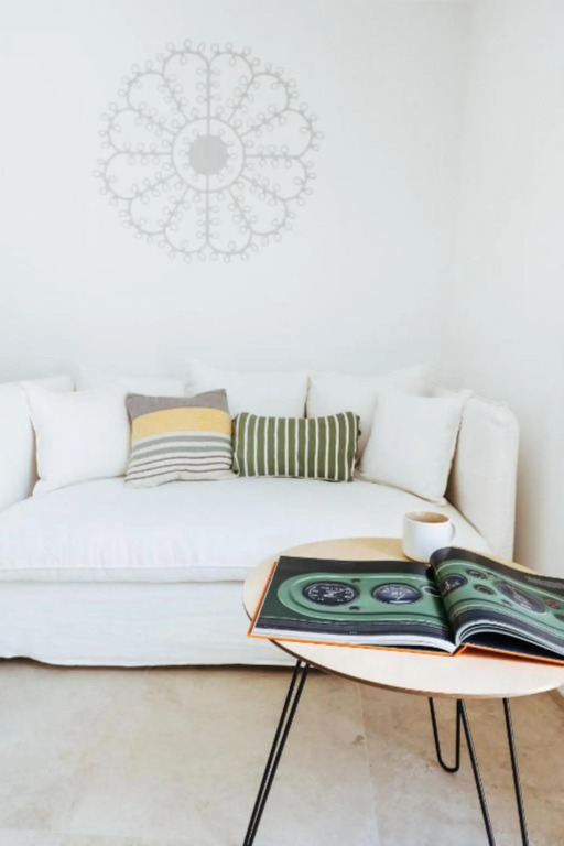 Yolk, characteristic complex with a minimal style close to the port of monopoli-Holyday