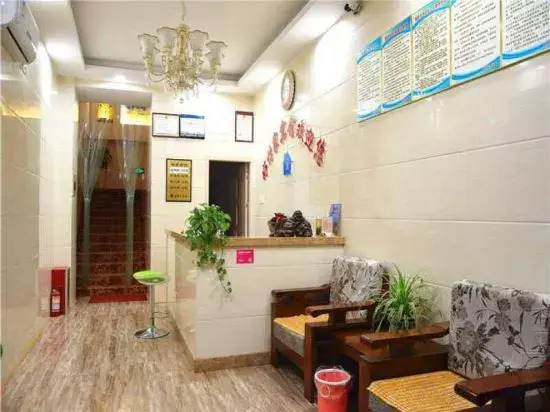 Haoyijia Express Hotel (Tongling People's Hospital)