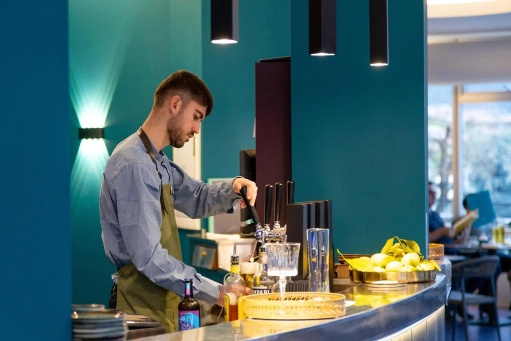 Aria Life Hotel
