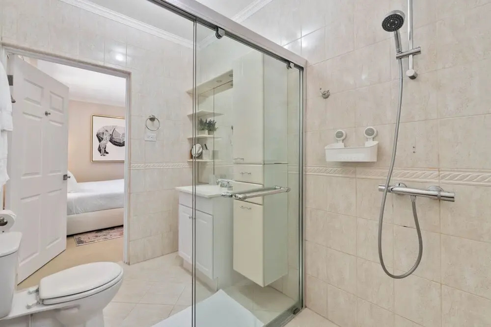 Safir 8