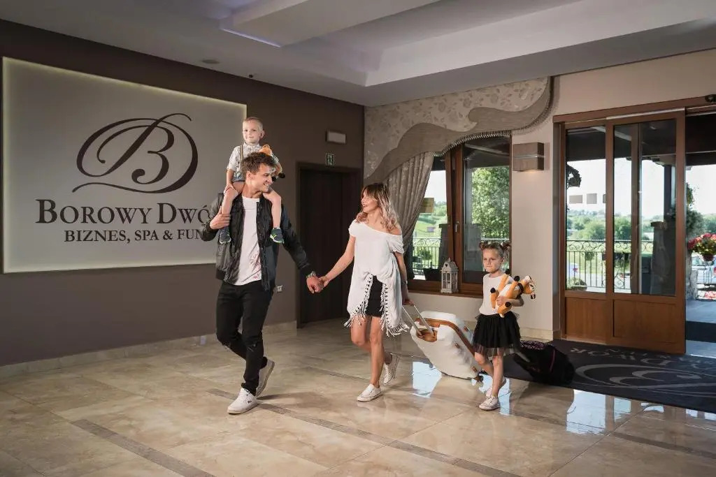 Borowy Dwór- Biznes, Spa & Fun