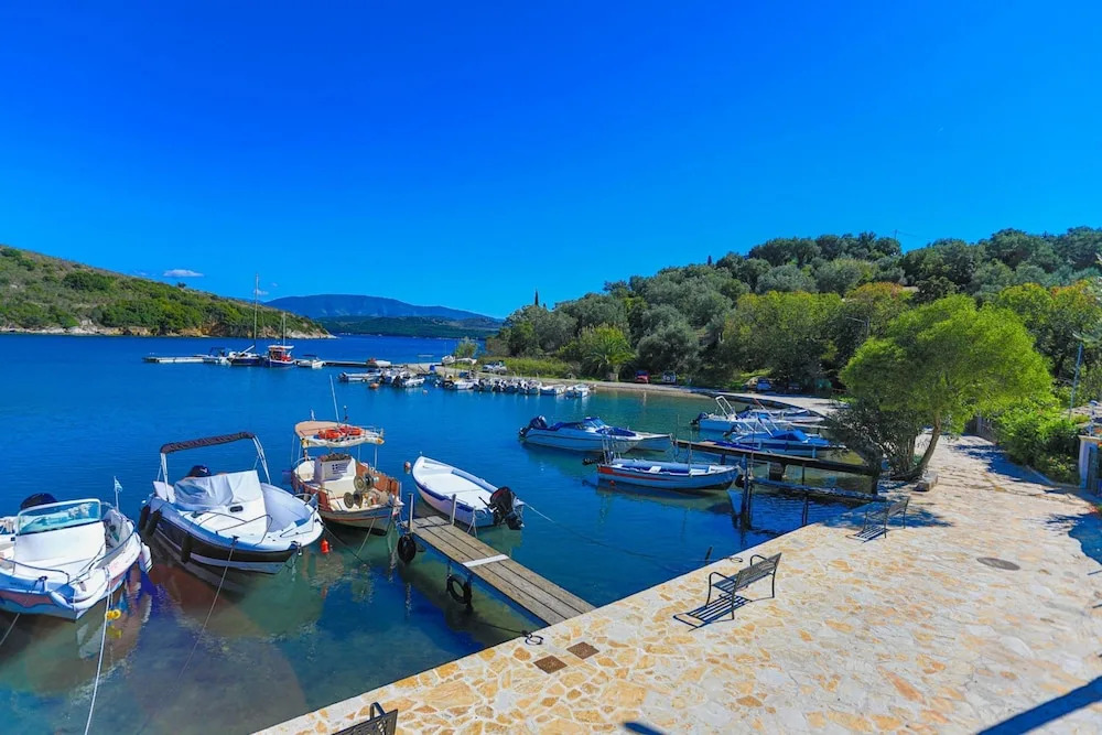 Theophilos 1 in