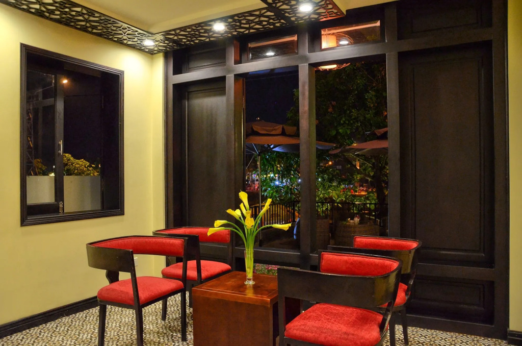 River Suites Hoi An