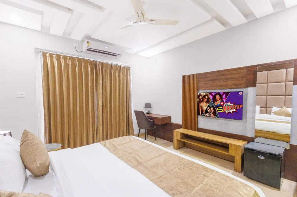 Stone Wood Hotel, Rishikesh