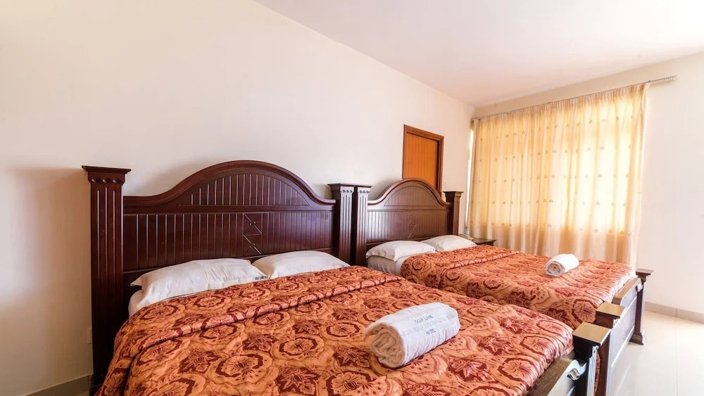 Trendy Deluxe Twin Rooms In Masaka - 1