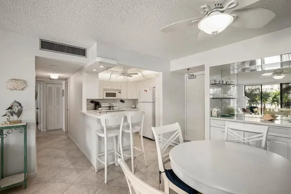 Seaview Private Home #63532 2 Bedrooms 2 Bathrooms Home