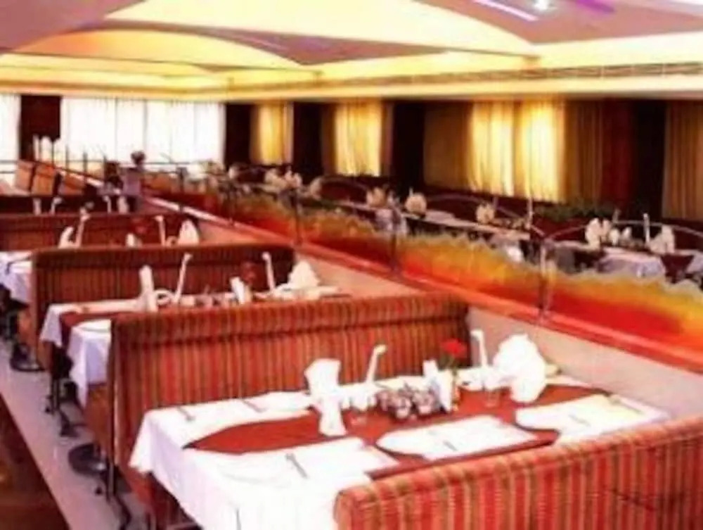 Hotel Nandhini St. Mark's Road