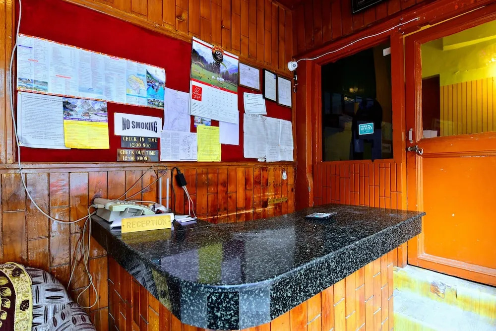OYO Flagship 30387 Pine View Hotel Manali