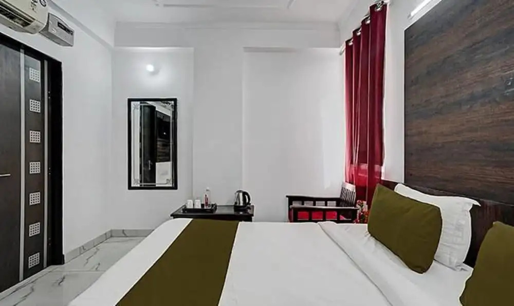 Fabhotel Sky Heights