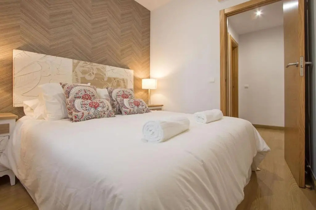 Luis Rey Central Suite by Valcambre