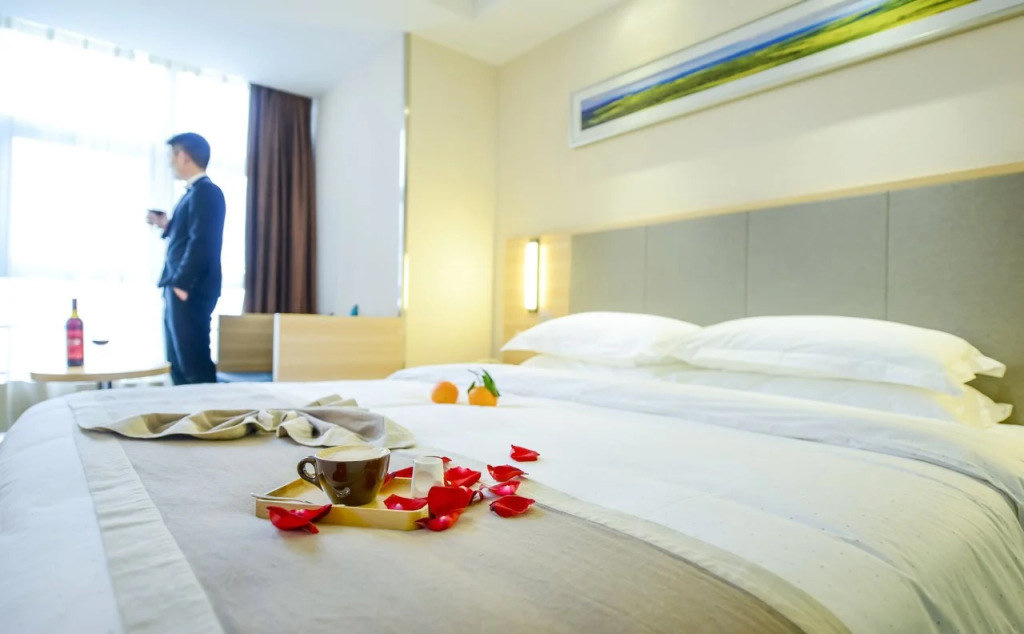 City Comfort Inn
