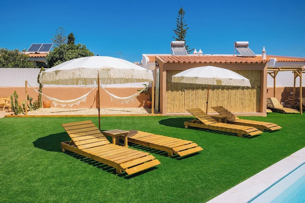 Coral Botique Suites