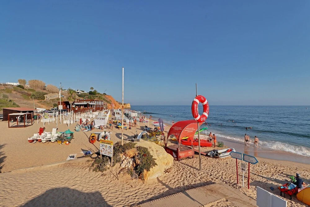 Albufeira Typical with Pool by Homing