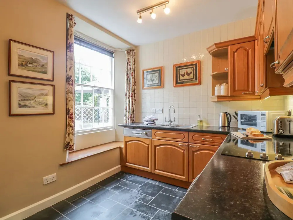 Old Bakers Cottage ground floor apartment centrally located in Grasmere with patio area