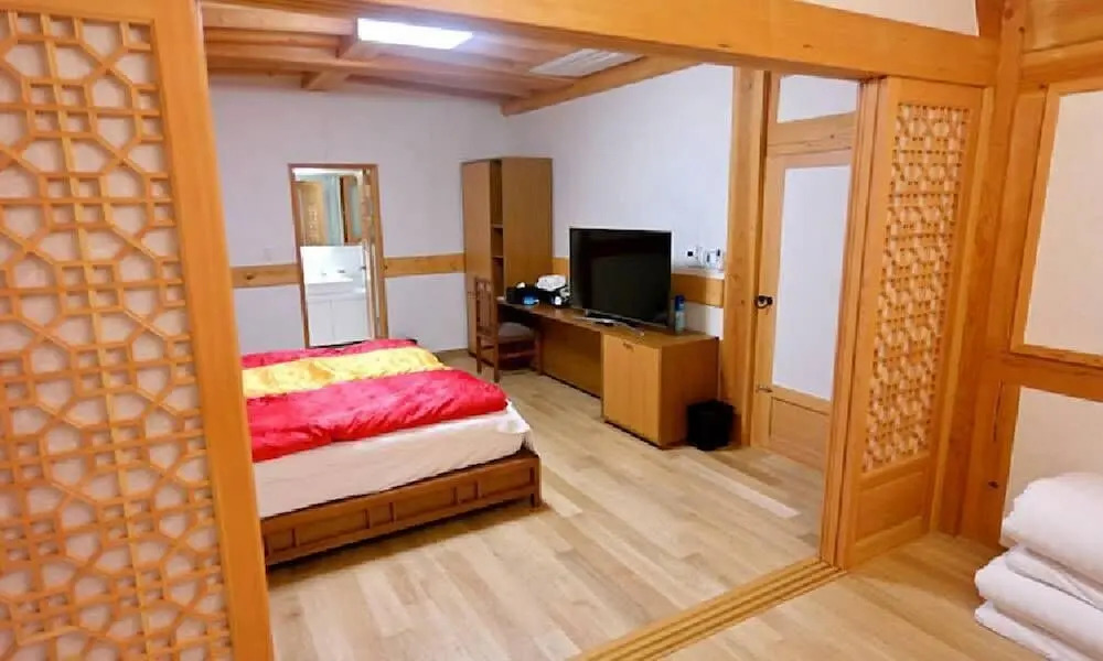 Gyeongju Hwangnamkwan Hanok Hotel