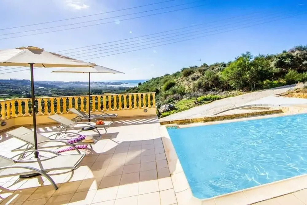 Eastmed Villas Paphos Villa Aqua View Three Bedroom Villa With Private Swimming Pool
