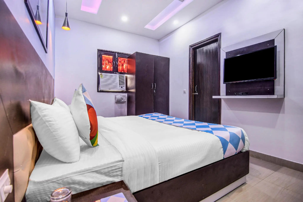 Collection O 82677 Hotel Apj Grand