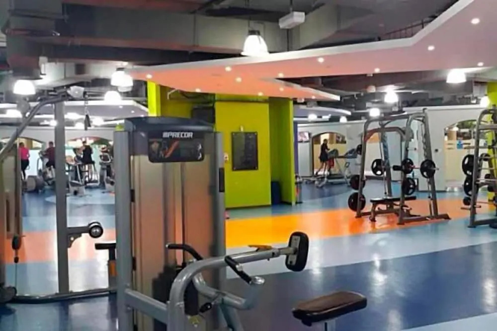2BR apartment 2 minutes to beach Amwaj 4